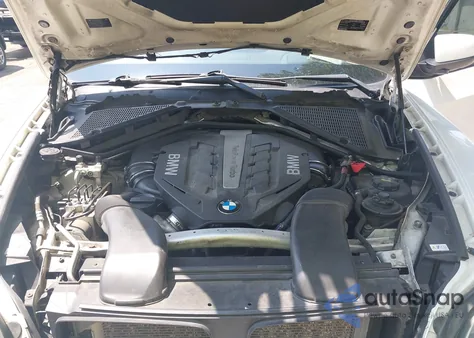 2012 BMW X5 xDrive50I z USA, uszkodzony, nr VIN 5UXZV8C55CL424211